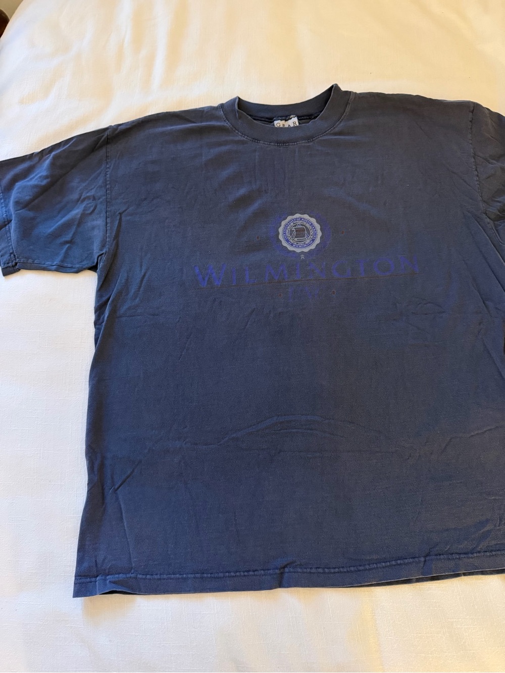 vintage UNCW tshirt